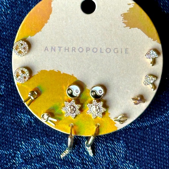 Anthropologie 70's Icon Post Earrings, Set of 7 NWT - Picture 2 of 8